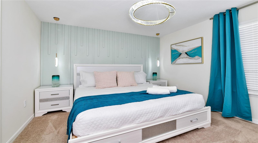 DAVENPORT, Florida 33897, 8 Bedrooms Bedrooms, ,6 BathroomsBathrooms,Residential,For Sale,LANA,0,MFRO6330672