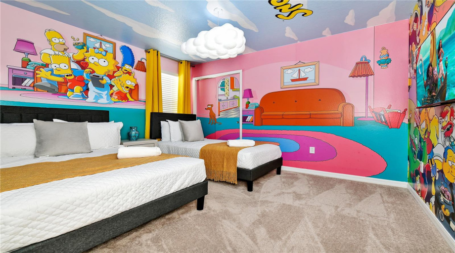 DAVENPORT, Florida 33897, 8 Bedrooms Bedrooms, ,6 BathroomsBathrooms,Residential,For Sale,LANA,0,MFRO6330672