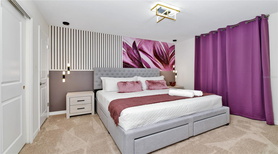 DAVENPORT, Florida 33897, 8 Bedrooms Bedrooms, ,6 BathroomsBathrooms,Residential,For Sale,LANA,0,MFRO6330672