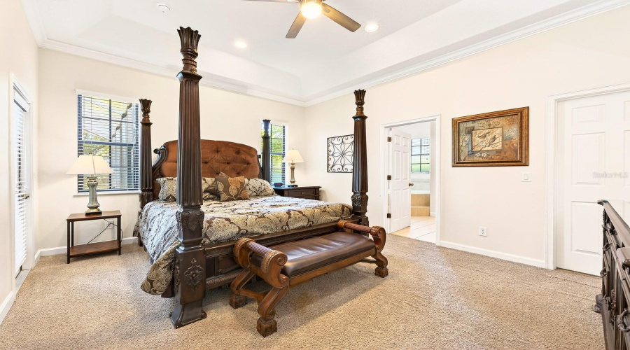 Main floor primary suite.