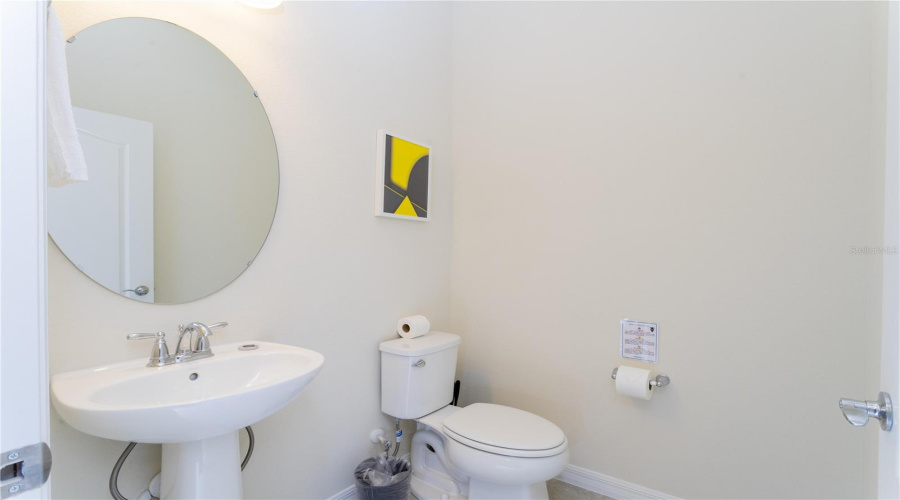 DAVENPORT, Florida 33837, 5 Bedrooms Bedrooms, ,5 BathroomsBathrooms,Residential,For Sale,OAKMOSS,0,MFRO6394137