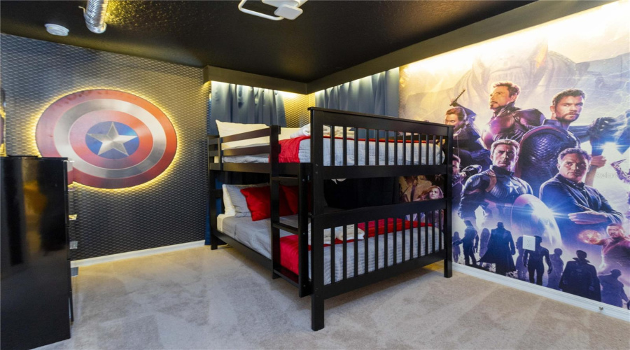 DAVENPORT, Florida 33837, 5 Bedrooms Bedrooms, ,5 BathroomsBathrooms,Residential,For Sale,OAKMOSS,0,MFRO6394137