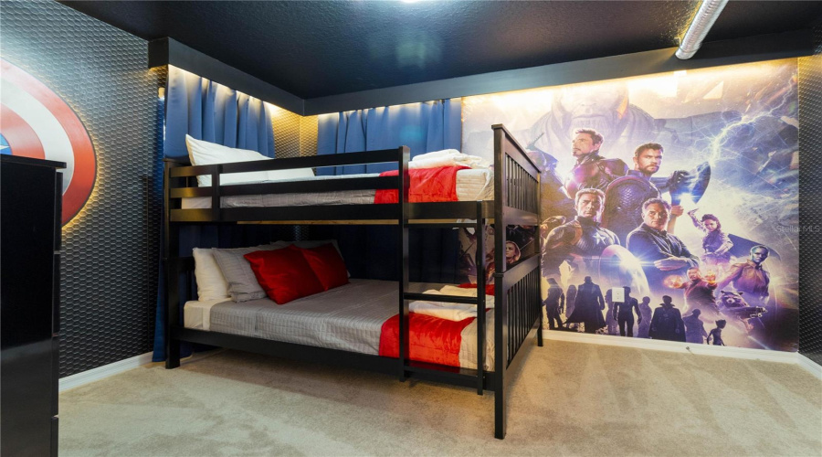 DAVENPORT, Florida 33837, 5 Bedrooms Bedrooms, ,5 BathroomsBathrooms,Residential,For Sale,OAKMOSS,0,MFRO6394137