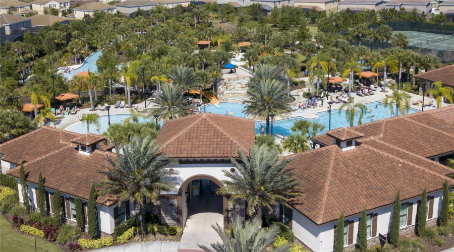 DAVENPORT, Florida 33837, 5 Bedrooms Bedrooms, ,5 BathroomsBathrooms,Residential,For Sale,OAKMOSS,0,MFRO6394137