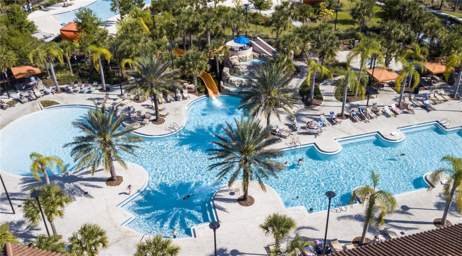 DAVENPORT, Florida 33837, 5 Bedrooms Bedrooms, ,5 BathroomsBathrooms,Residential,For Sale,OAKMOSS,0,MFRO6394137