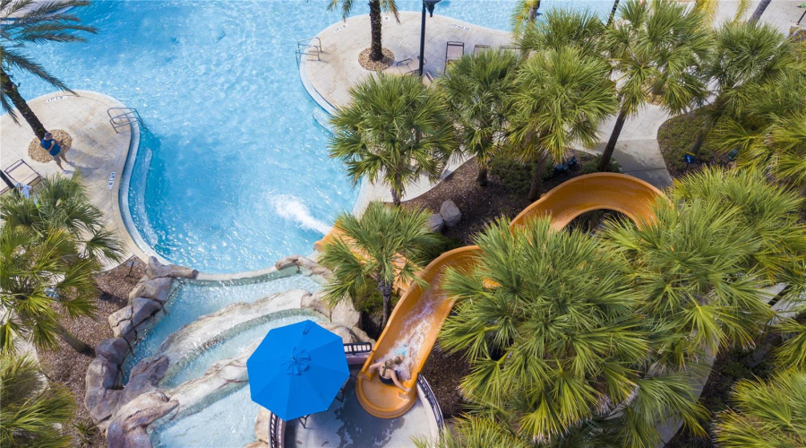 DAVENPORT, Florida 33837, 5 Bedrooms Bedrooms, ,5 BathroomsBathrooms,Residential,For Sale,OAKMOSS,0,MFRO6394137