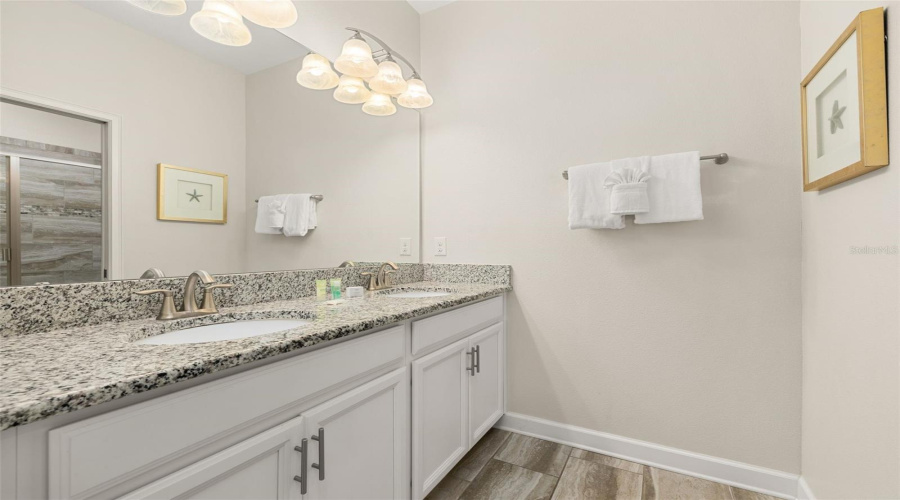 DAVENPORT, Florida 33896, 6 Bedrooms Bedrooms, ,5 BathroomsBathrooms,Residential,For Sale,SAND TRAP,0,MFRS5147062