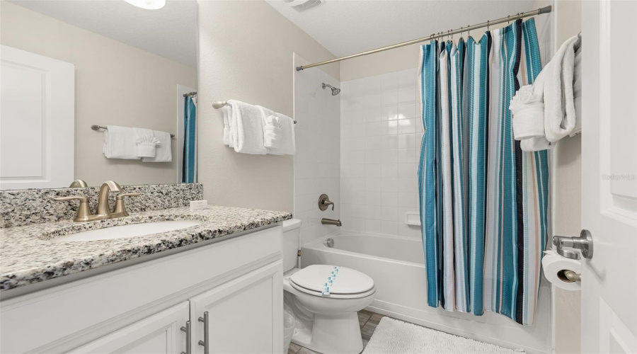 DAVENPORT, Florida 33896, 6 Bedrooms Bedrooms, ,5 BathroomsBathrooms,Residential,For Sale,SAND TRAP,0,MFRS5147062