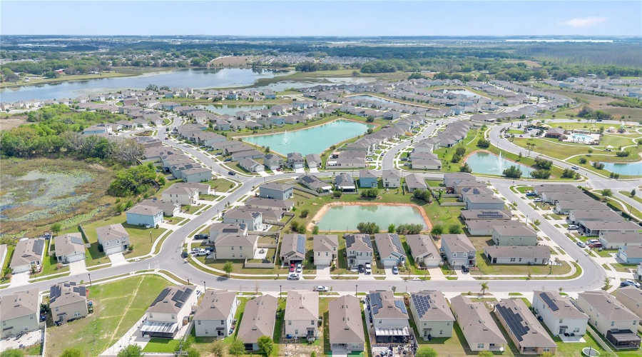 DAVENPORT, Florida 33837, 4 Bedrooms Bedrooms, ,2 BathroomsBathrooms,Residential,For Sale,EAGLEVIEW,0,MFRS5147000