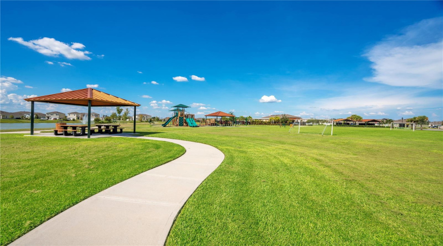 DAVENPORT, Florida 33837, 4 Bedrooms Bedrooms, ,2 BathroomsBathrooms,Residential,For Sale,EAGLEVIEW,0,MFRS5147000