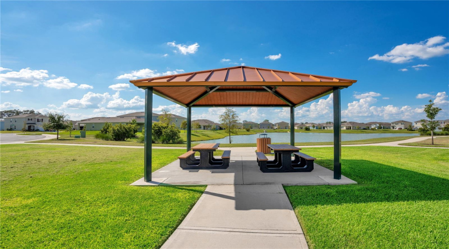 DAVENPORT, Florida 33837, 4 Bedrooms Bedrooms, ,2 BathroomsBathrooms,Residential,For Sale,EAGLEVIEW,0,MFRS5147000