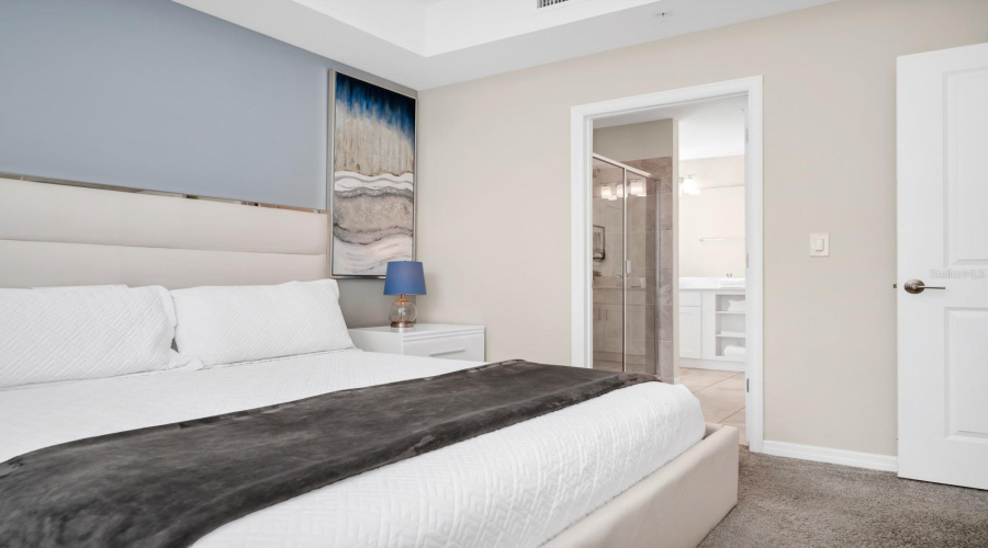 KISSIMMEE, Florida 34746, 2 Bedrooms Bedrooms, ,2 BathroomsBathrooms,Residential,For Sale,PARADOX,0,MFRO6391280