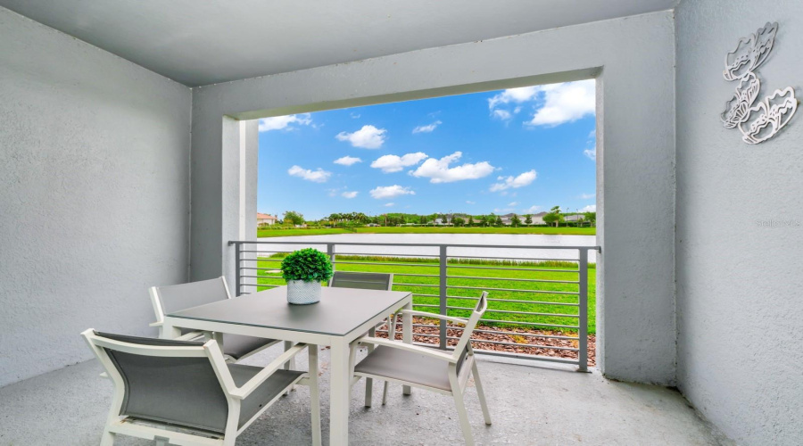 KISSIMMEE, Florida 34746, 2 Bedrooms Bedrooms, ,2 BathroomsBathrooms,Residential,For Sale,PARADOX,0,MFRO6391280