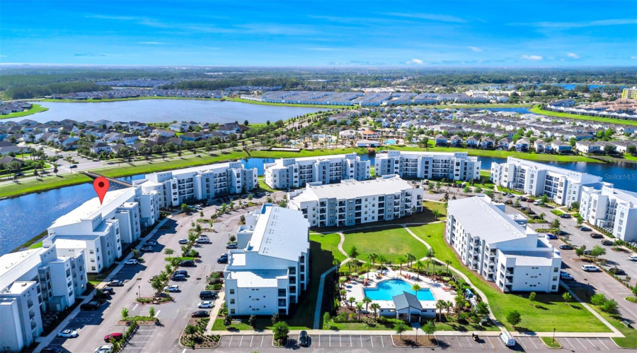 KISSIMMEE, Florida 34746, 2 Bedrooms Bedrooms, ,2 BathroomsBathrooms,Residential,For Sale,PARADOX,0,MFRO6391280