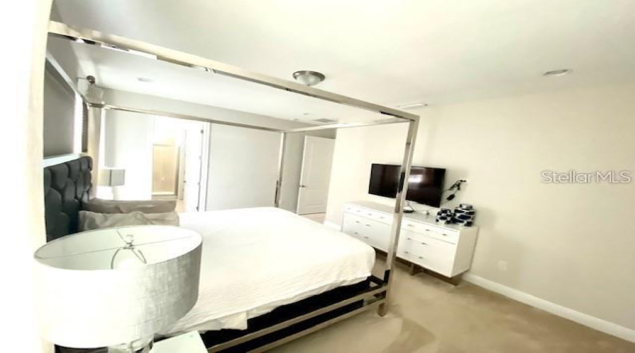 KISSIMMEE, Florida 34747, 4 Bedrooms Bedrooms, ,3 BathroomsBathrooms,Residential,For Sale,MARKER,0,MFRO6290443