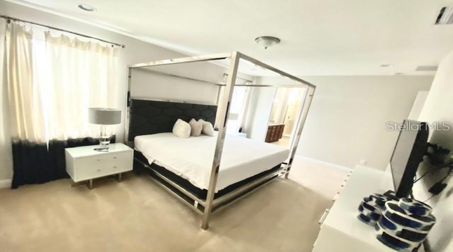 KISSIMMEE, Florida 34747, 4 Bedrooms Bedrooms, ,3 BathroomsBathrooms,Residential,For Sale,MARKER,0,MFRO6290443