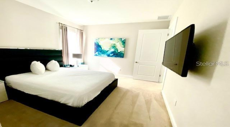 KISSIMMEE, Florida 34747, 4 Bedrooms Bedrooms, ,3 BathroomsBathrooms,Residential,For Sale,MARKER,0,MFRO6290443