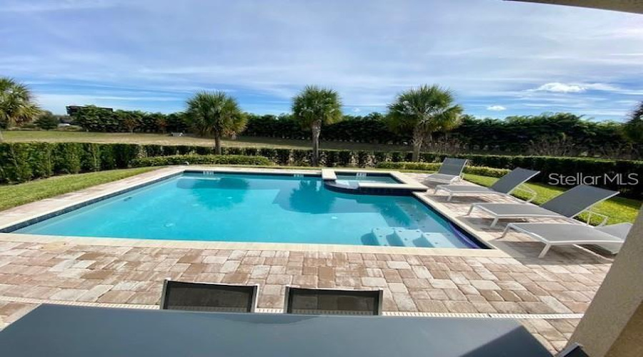 KISSIMMEE, Florida 34747, 4 Bedrooms Bedrooms, ,3 BathroomsBathrooms,Residential,For Sale,MARKER,0,MFRO6290443