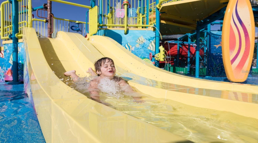 KISSIMMEE, Florida 34747, 4 Bedrooms Bedrooms, ,3 BathroomsBathrooms,Residential,For Sale,MARKER,0,MFRO6290443