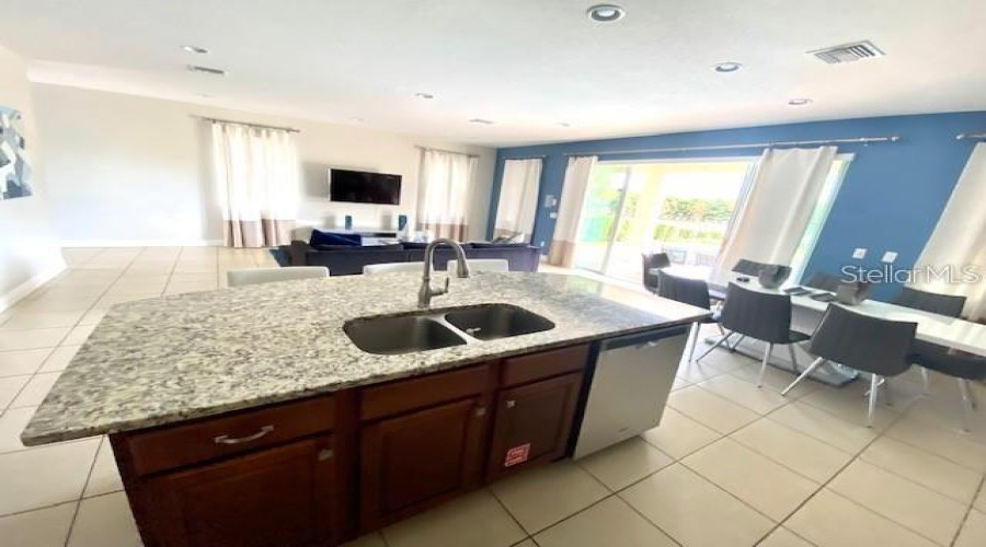 KISSIMMEE, Florida 34747, 4 Bedrooms Bedrooms, ,3 BathroomsBathrooms,Residential,For Sale,MARKER,0,MFRO6290443