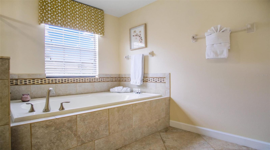 Address not available!, 6 Bedrooms Bedrooms, ,6 BathroomsBathrooms,Residential,For Sale,0,MFRK4903388