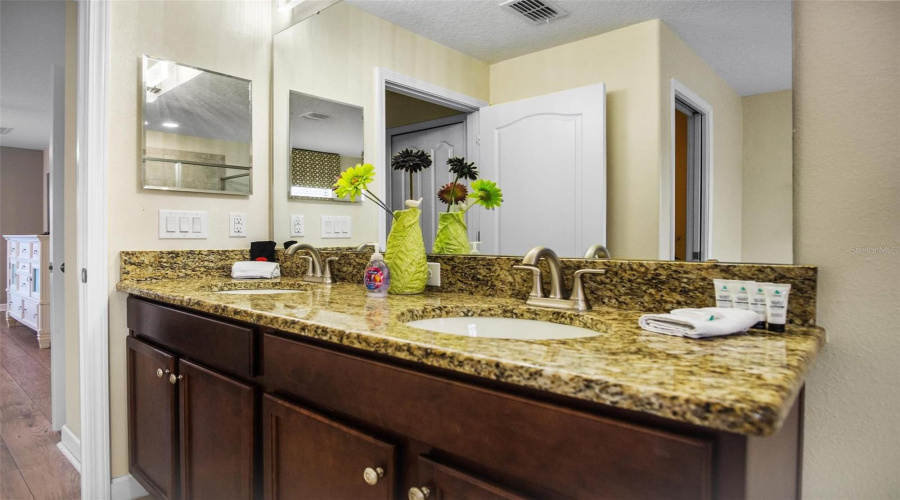 Address not available!, 6 Bedrooms Bedrooms, ,6 BathroomsBathrooms,Residential,For Sale,0,MFRK4903388