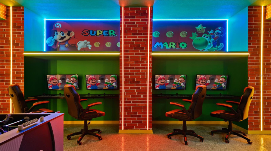 DAVENPORT, Florida 33897, 10 Bedrooms Bedrooms, ,8 BathroomsBathrooms,Residential,For Sale,LANA,0,MFRO6395995