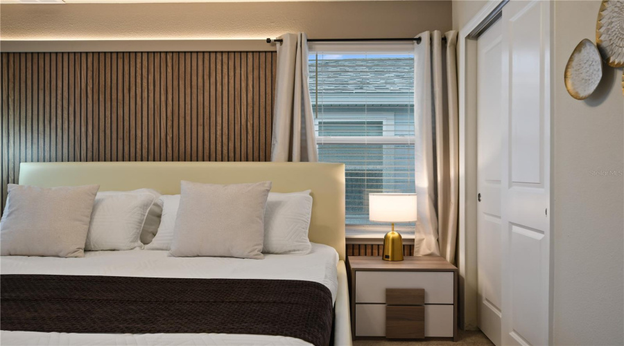 DAVENPORT, Florida 33897, 10 Bedrooms Bedrooms, ,8 BathroomsBathrooms,Residential,For Sale,LANA,0,MFRO6395995