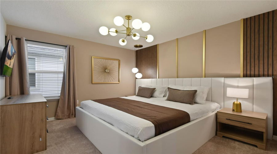 DAVENPORT, Florida 33897, 10 Bedrooms Bedrooms, ,8 BathroomsBathrooms,Residential,For Sale,LANA,0,MFRO6395995