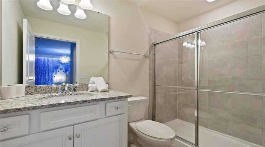 DAVENPORT, Florida 33897, 10 Bedrooms Bedrooms, ,8 BathroomsBathrooms,Residential,For Sale,LANA,0,MFRO6395995