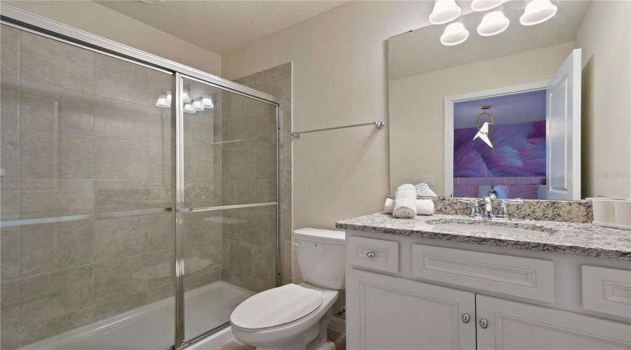 DAVENPORT, Florida 33897, 10 Bedrooms Bedrooms, ,8 BathroomsBathrooms,Residential,For Sale,LANA,0,MFRO6395995