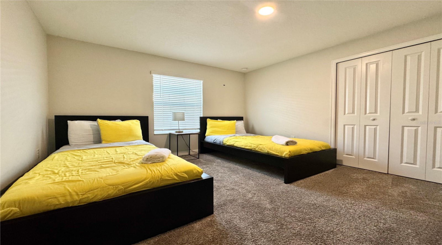 KISSIMMEE, Florida 34746, 5 Bedrooms Bedrooms, ,4 BathroomsBathrooms,Residential,For Sale,MEMORIES,0,MFRG5098710