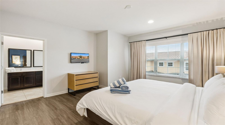 KISSIMMEE, Florida 34746, 2 Bedrooms Bedrooms, ,2 BathroomsBathrooms,Residential,For Sale,ROADSTER,0,MFRS5139999