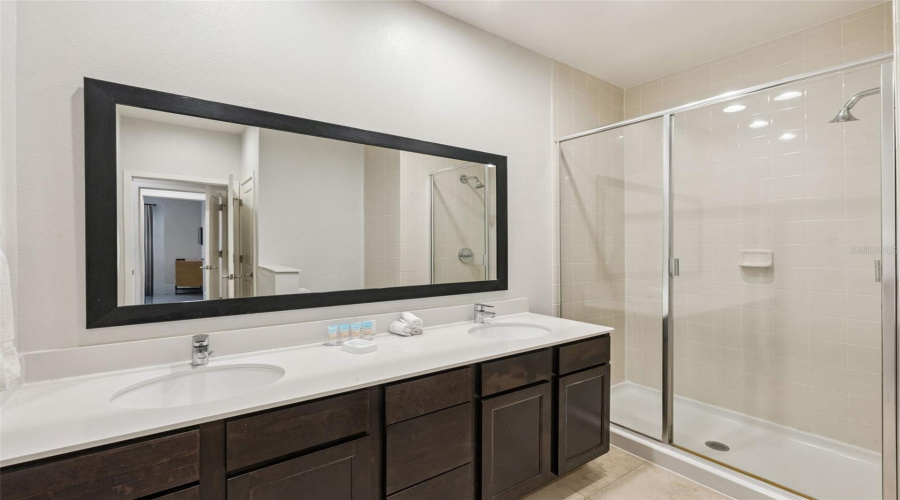 KISSIMMEE, Florida 34746, 2 Bedrooms Bedrooms, ,2 BathroomsBathrooms,Residential,For Sale,ROADSTER,0,MFRS5139999