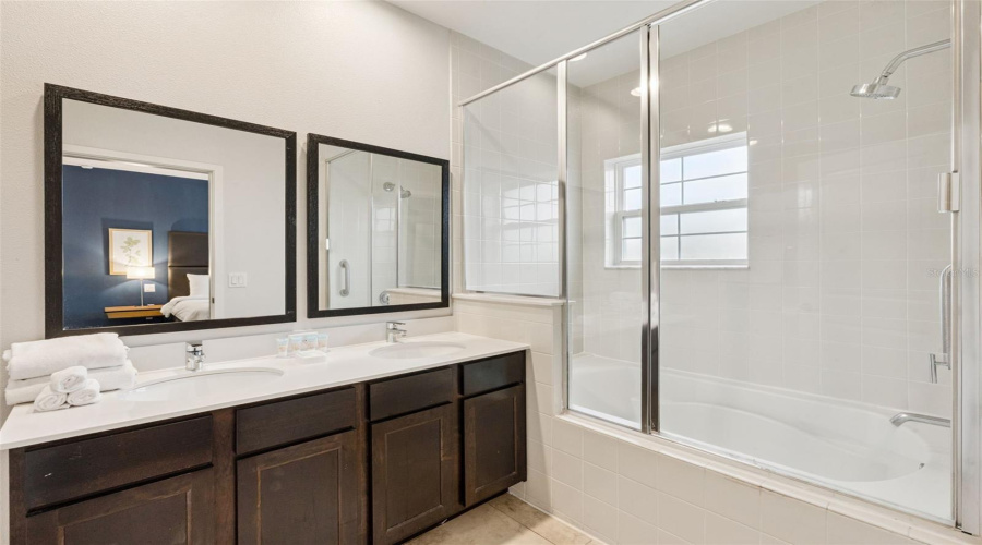 KISSIMMEE, Florida 34746, 2 Bedrooms Bedrooms, ,2 BathroomsBathrooms,Residential,For Sale,ROADSTER,0,MFRS5139999