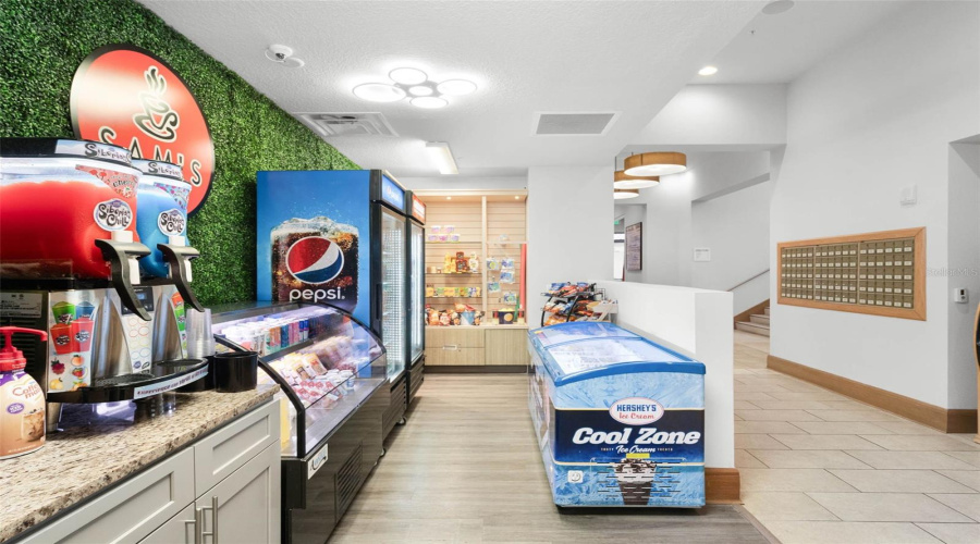 KISSIMMEE, Florida 34746, 2 Bedrooms Bedrooms, ,2 BathroomsBathrooms,Residential,For Sale,ROADSTER,0,MFRS5139999