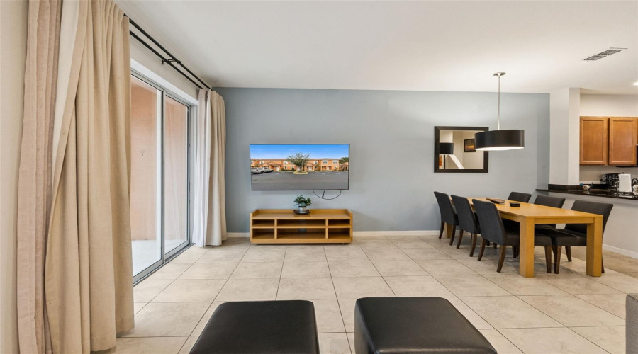 KISSIMMEE, Florida 34746, 2 Bedrooms Bedrooms, ,2 BathroomsBathrooms,Residential,For Sale,ROADSTER,0,MFRS5139999