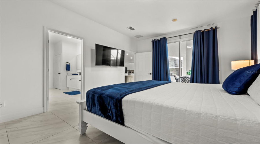 KISSIMMEE, Florida 34747, 6 Bedrooms Bedrooms, ,4 BathroomsBathrooms,Residential,For Sale,WYNDHAM PALMS,0,MFRO6353619