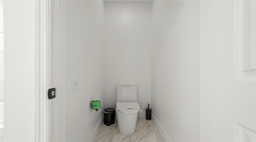 KISSIMMEE, Florida 34747, 6 Bedrooms Bedrooms, ,4 BathroomsBathrooms,Residential,For Sale,WYNDHAM PALMS,0,MFRO6353619