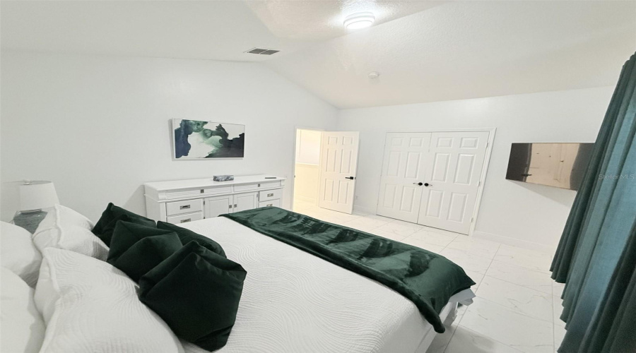 KISSIMMEE, Florida 34747, 6 Bedrooms Bedrooms, ,4 BathroomsBathrooms,Residential,For Sale,WYNDHAM PALMS,0,MFRO6353619