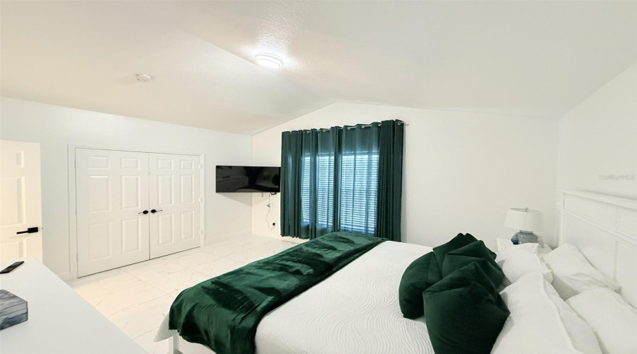 KISSIMMEE, Florida 34747, 6 Bedrooms Bedrooms, ,4 BathroomsBathrooms,Residential,For Sale,WYNDHAM PALMS,0,MFRO6353619