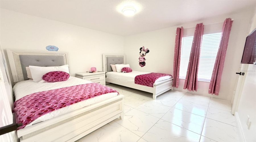 KISSIMMEE, Florida 34747, 6 Bedrooms Bedrooms, ,4 BathroomsBathrooms,Residential,For Sale,WYNDHAM PALMS,0,MFRO6353619