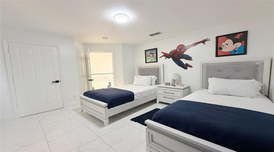 KISSIMMEE, Florida 34747, 6 Bedrooms Bedrooms, ,4 BathroomsBathrooms,Residential,For Sale,WYNDHAM PALMS,0,MFRO6353619