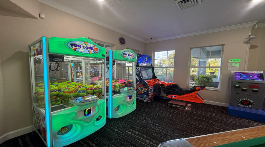 KISSIMMEE, Florida 34747, 6 Bedrooms Bedrooms, ,4 BathroomsBathrooms,Residential,For Sale,WYNDHAM PALMS,0,MFRO6353619