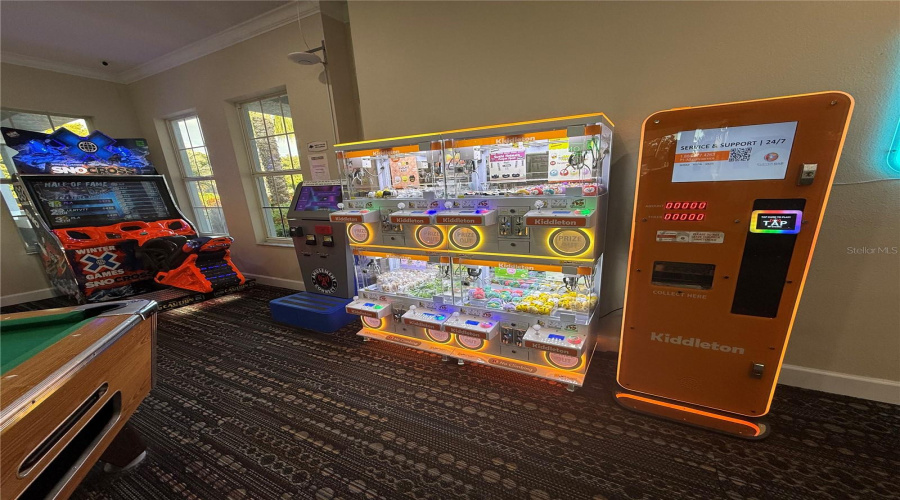 KISSIMMEE, Florida 34747, 6 Bedrooms Bedrooms, ,4 BathroomsBathrooms,Residential,For Sale,WYNDHAM PALMS,0,MFRO6353619