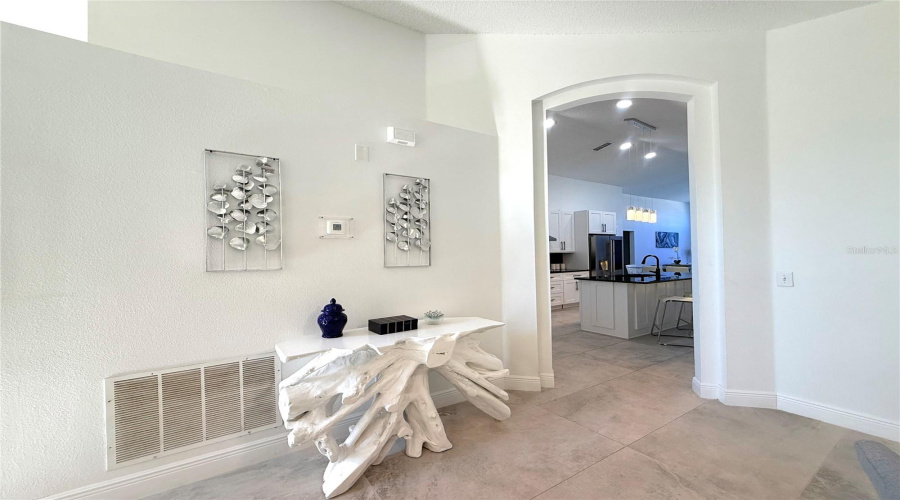 KISSIMMEE, Florida 34747, 4 Bedrooms Bedrooms, ,3 BathroomsBathrooms,Residential,For Sale,SUNRISE KEY,0,MFRO6361527