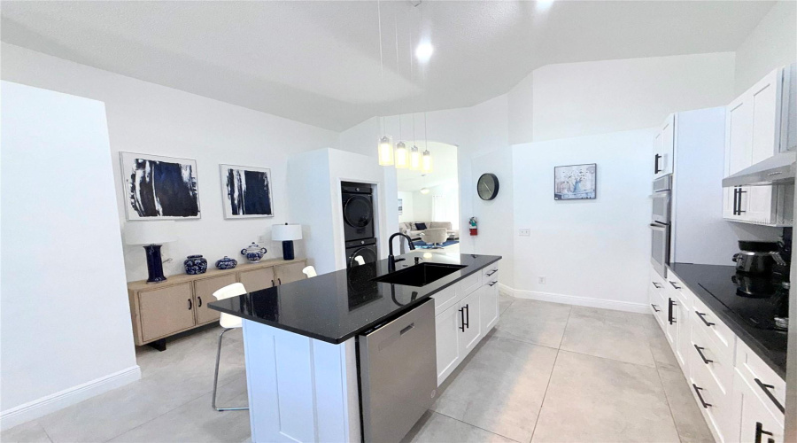 KISSIMMEE, Florida 34747, 4 Bedrooms Bedrooms, ,3 BathroomsBathrooms,Residential,For Sale,SUNRISE KEY,0,MFRO6361527