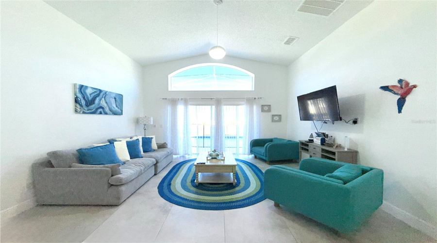 KISSIMMEE, Florida 34747, 4 Bedrooms Bedrooms, ,3 BathroomsBathrooms,Residential,For Sale,SUNRISE KEY,0,MFRO6361527