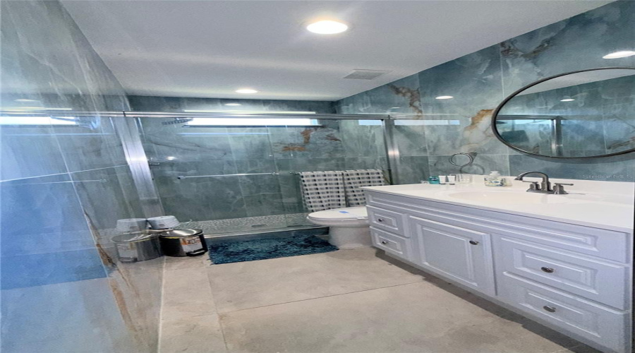 KISSIMMEE, Florida 34747, 4 Bedrooms Bedrooms, ,3 BathroomsBathrooms,Residential,For Sale,SUNRISE KEY,0,MFRO6361527