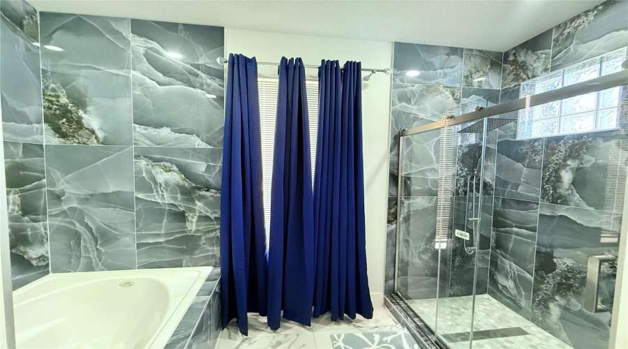 KISSIMMEE, Florida 34747, 4 Bedrooms Bedrooms, ,3 BathroomsBathrooms,Residential,For Sale,SUN PALM,0,MFRO6361053